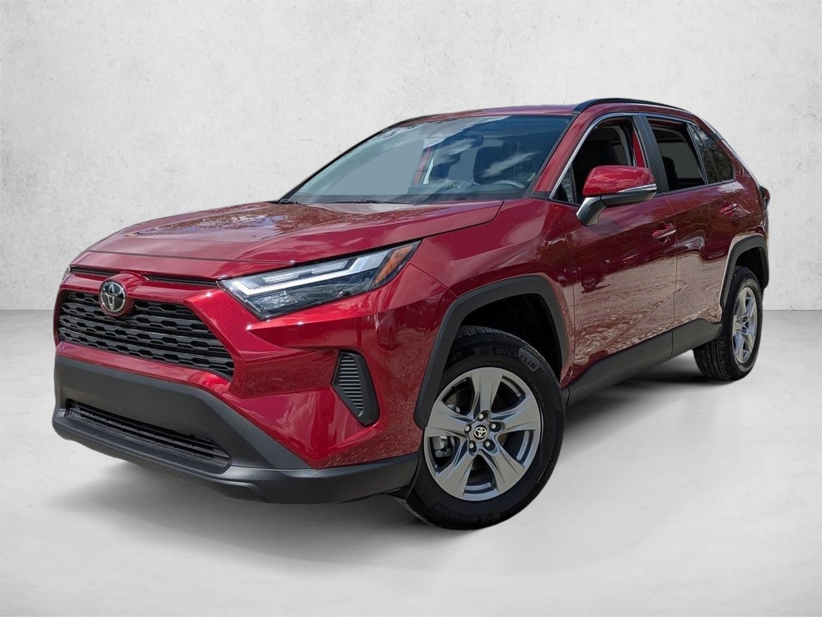 2025 Toyota RAV4 XLE FWD (GS)