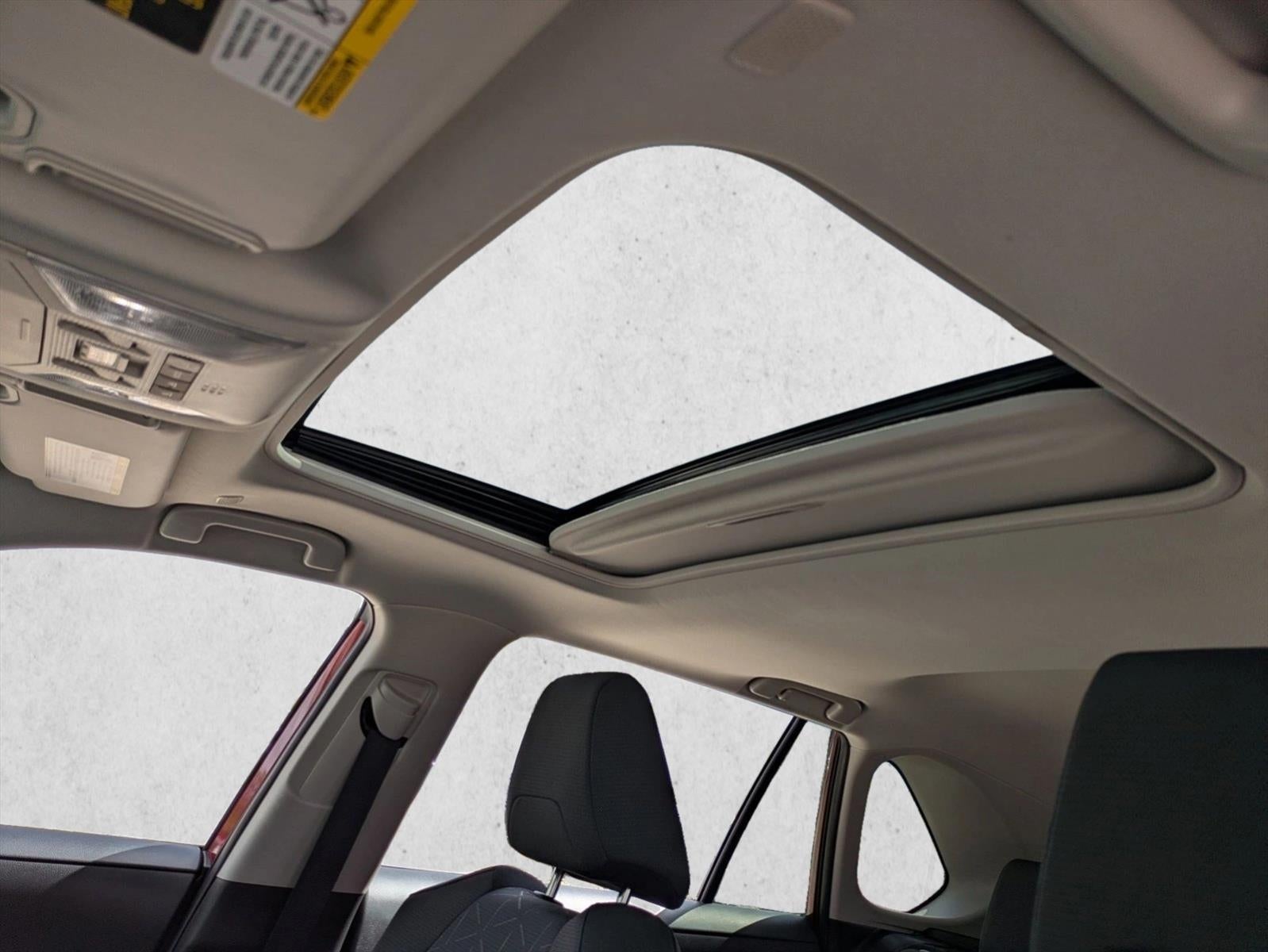 2025 Toyota RAV4 XLE FWD (GS)