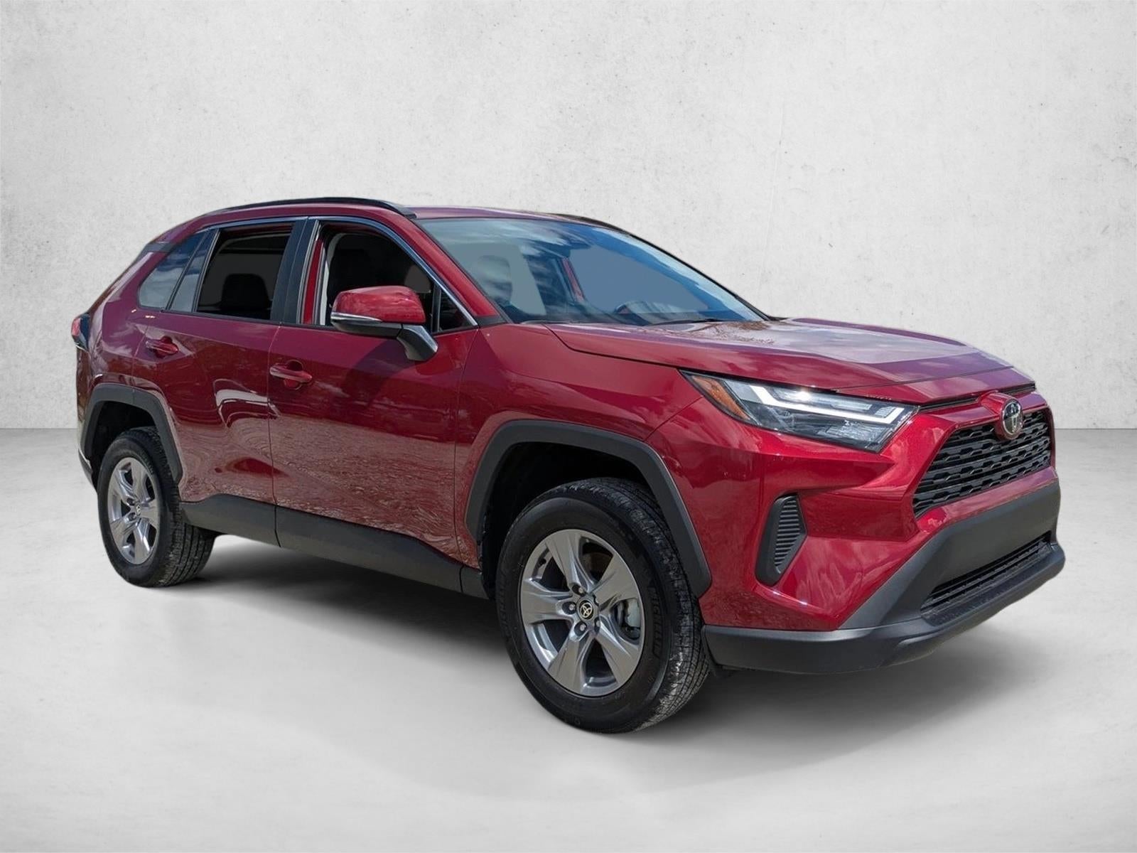2025 Toyota RAV4 XLE FWD (GS)