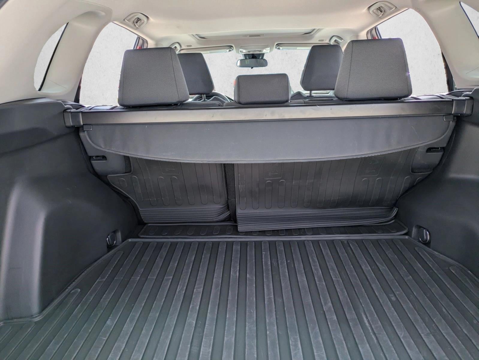 2025 Toyota RAV4 XLE FWD (GS)