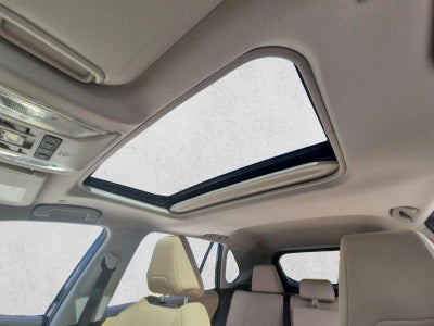 2025 Toyota RAV4 XLE FWD (GS)