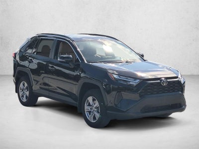 2025 Toyota RAV4 XLE FWD (GS)