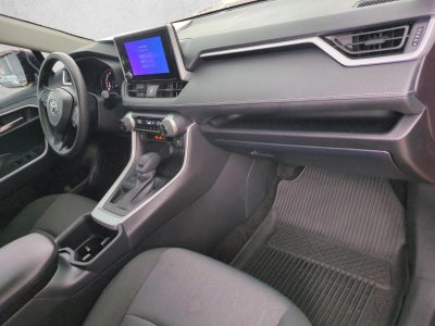 2025 Toyota RAV4 XLE FWD (Natl)