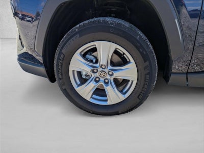 2025 Toyota RAV4 XLE FWD (GS)