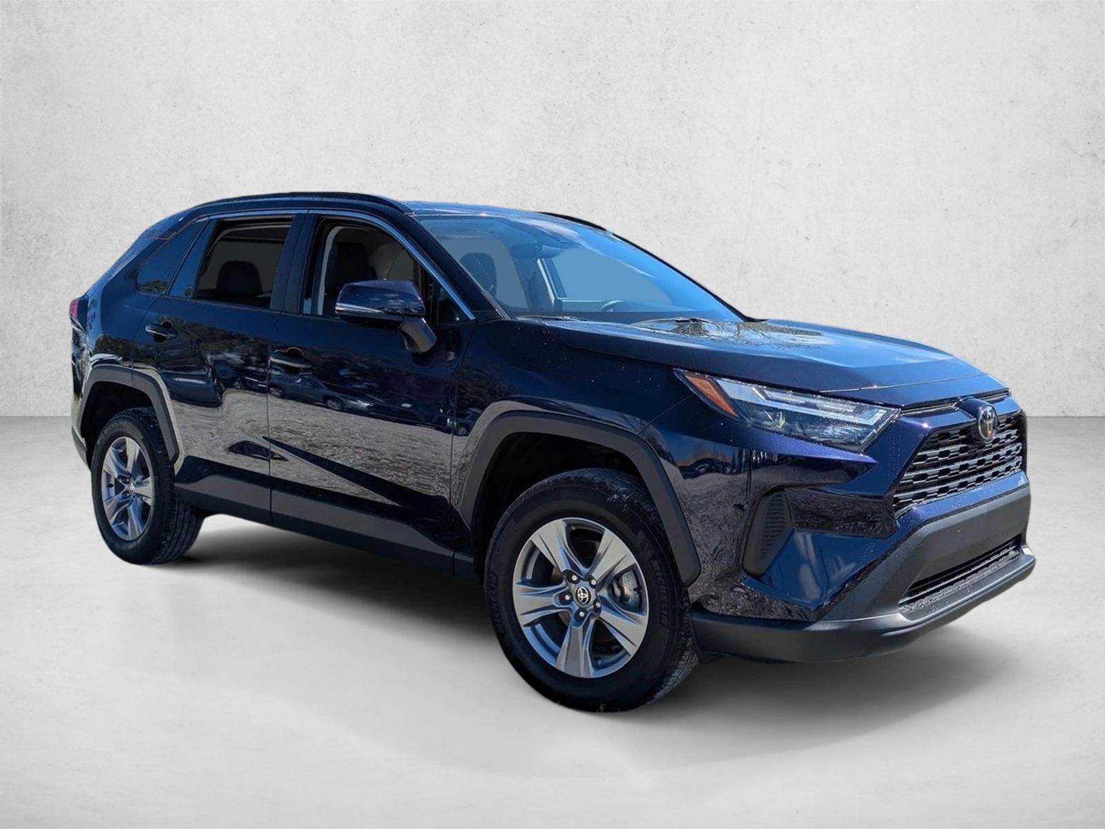 2025 Toyota RAV4 XLE FWD (GS)