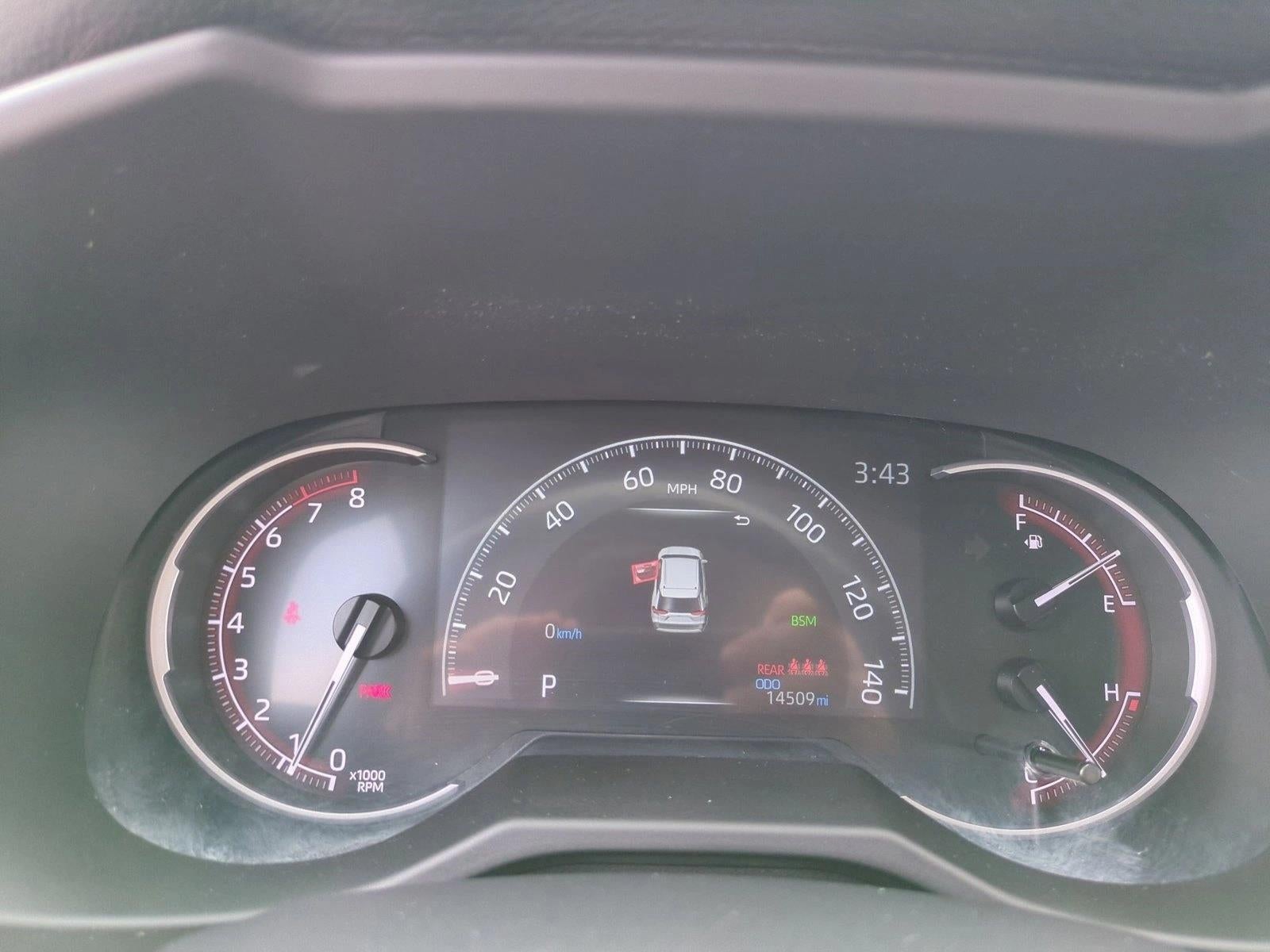 2024 Toyota RAV4 XLE FWD (Natl)