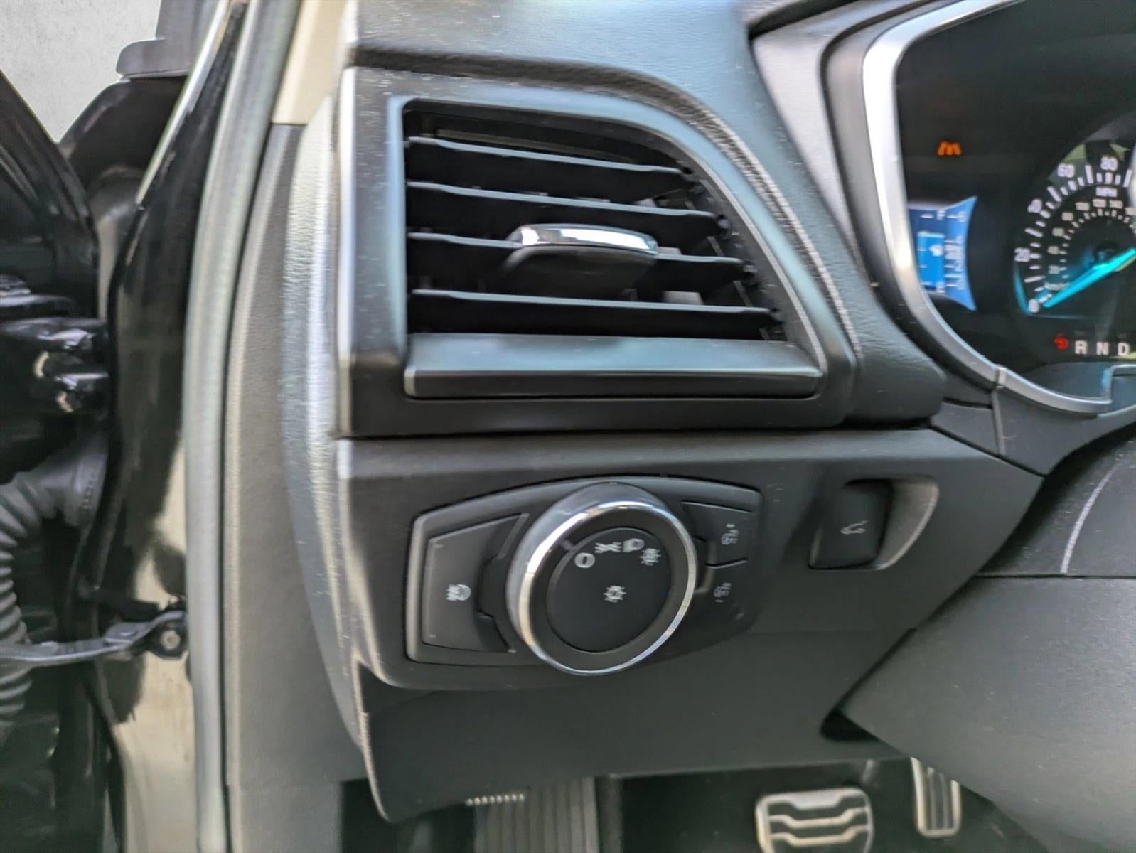 2017 Ford Fusion Titanium FWD