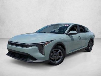 2025 Kia K4 LXS FWD