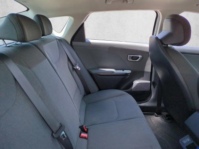 2025 Kia K4 LXS FWD