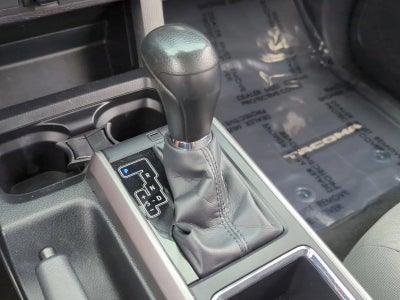 2020 Toyota Tacoma 2WD 2WD SR5 Double Cab 5' Bed V6 AT (GS)