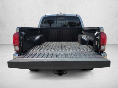 2023 Toyota Tacoma 2WD 2WD SR5 Double Cab 5' Bed V6 AT (GS)