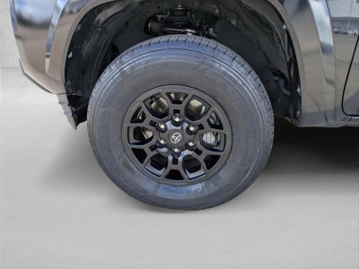 2022 Toyota Tacoma 2WD 2WD SR5 Double Cab 5' Bed V6 AT (GS)