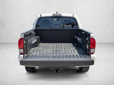 2022 Toyota Tacoma 2WD 2WD SR5 Double Cab 5' Bed V6 AT (GS)