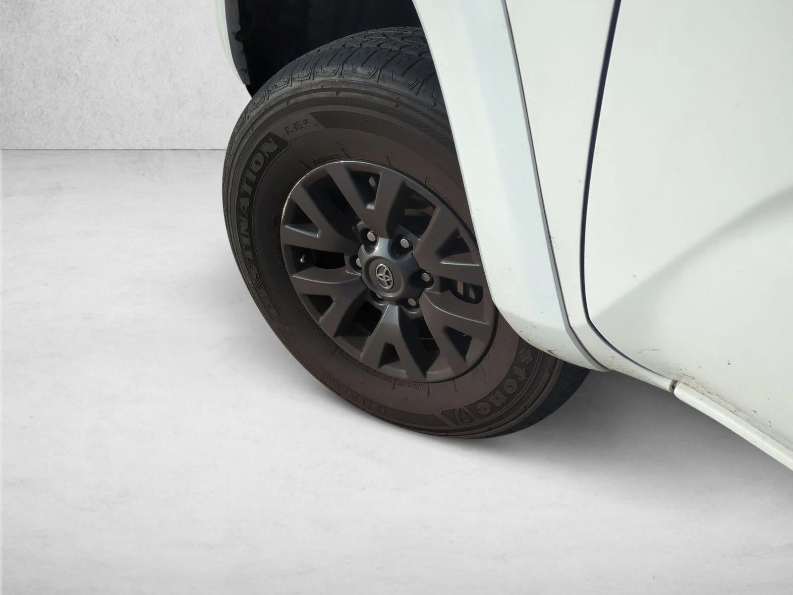 2022 Toyota Tacoma 2WD 2WD SR5 Double Cab 5' Bed V6 AT (GS)