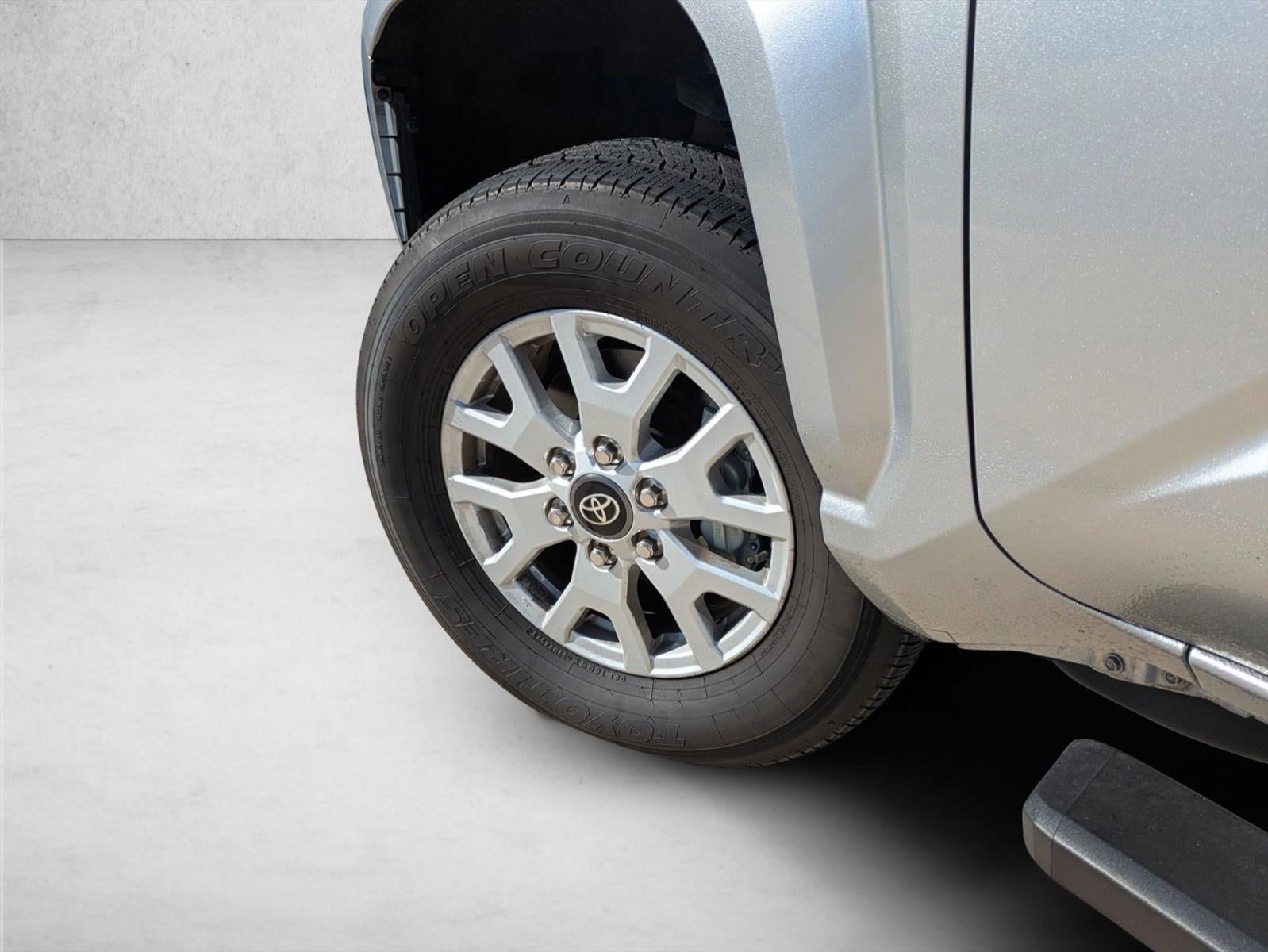 2024 Toyota Tacoma 2WD 2WD SR5 Double Cab 5' Bed AT (Natl)