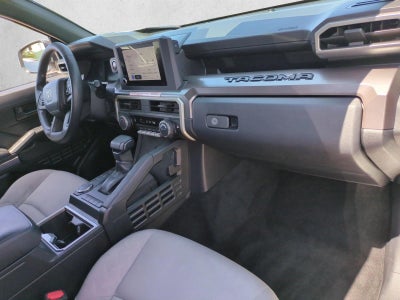 2024 Toyota Tacoma 2WD 2WD SR5 Double Cab 5' Bed AT (SE)