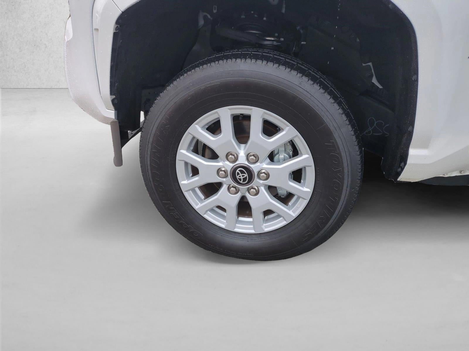 2024 Toyota Tacoma 4WD 4WD SR Double Cab 5' Bed AT (GS)