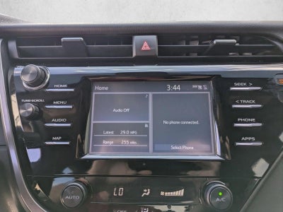 2019 Toyota Camry SE Auto (SE)