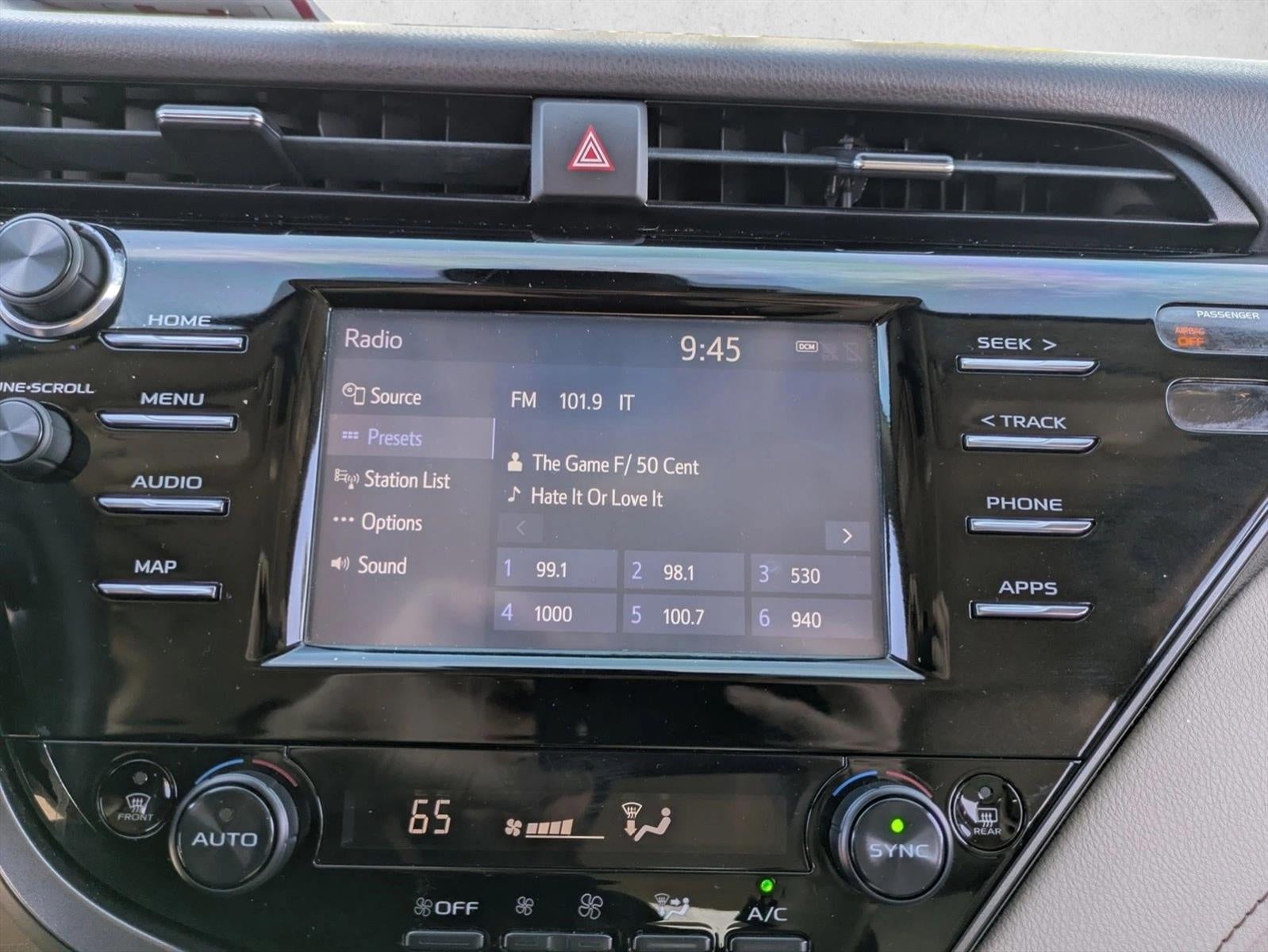 2019 Toyota Camry Hybrid LE CVT (Natl)