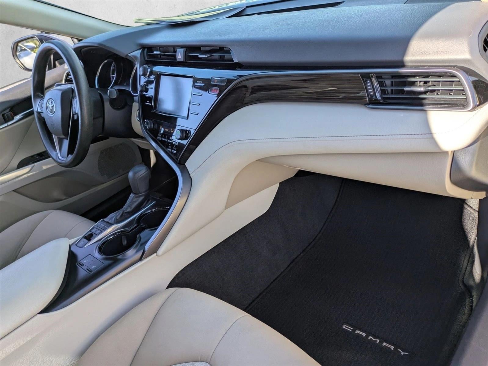 2019 Toyota Camry Hybrid LE CVT (Natl)