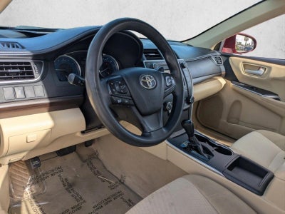 2017 Toyota Camry LE Auto (SE)