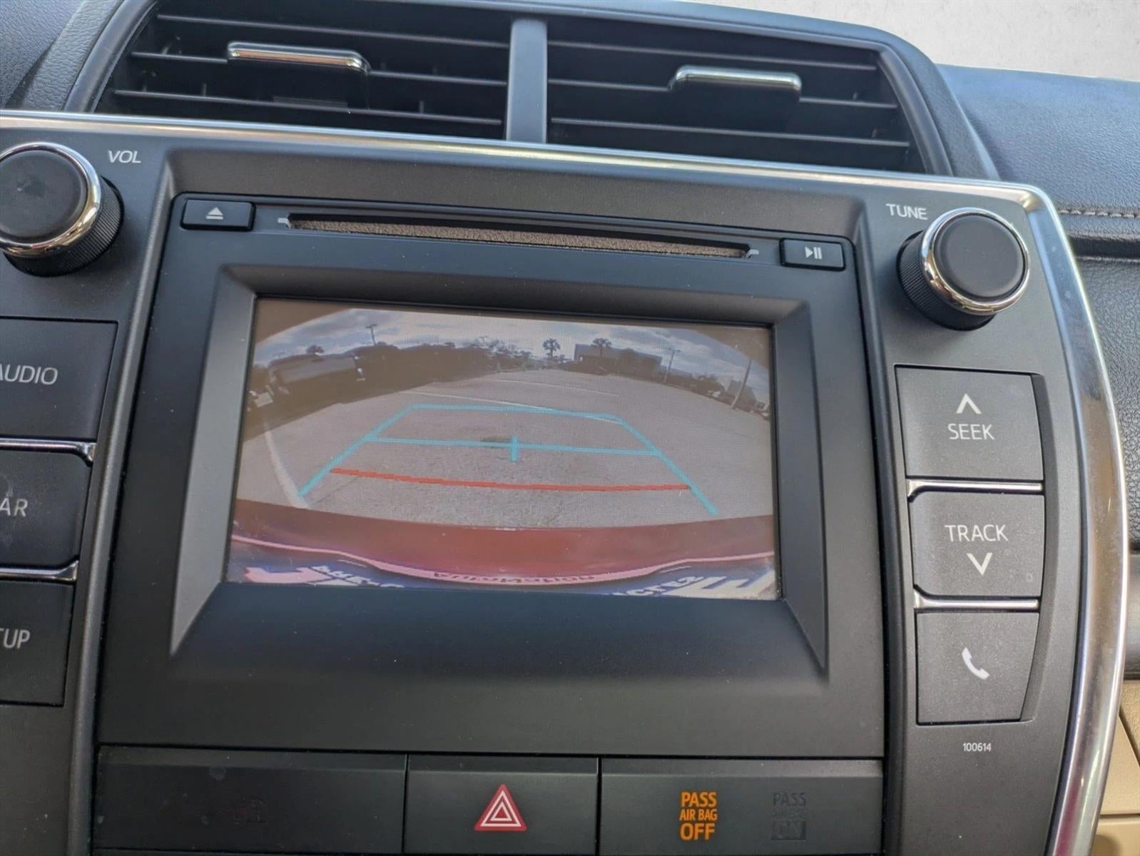 2017 Toyota Camry LE Auto (SE)