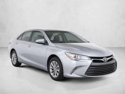 2017 Toyota Camry LE Auto (SE)