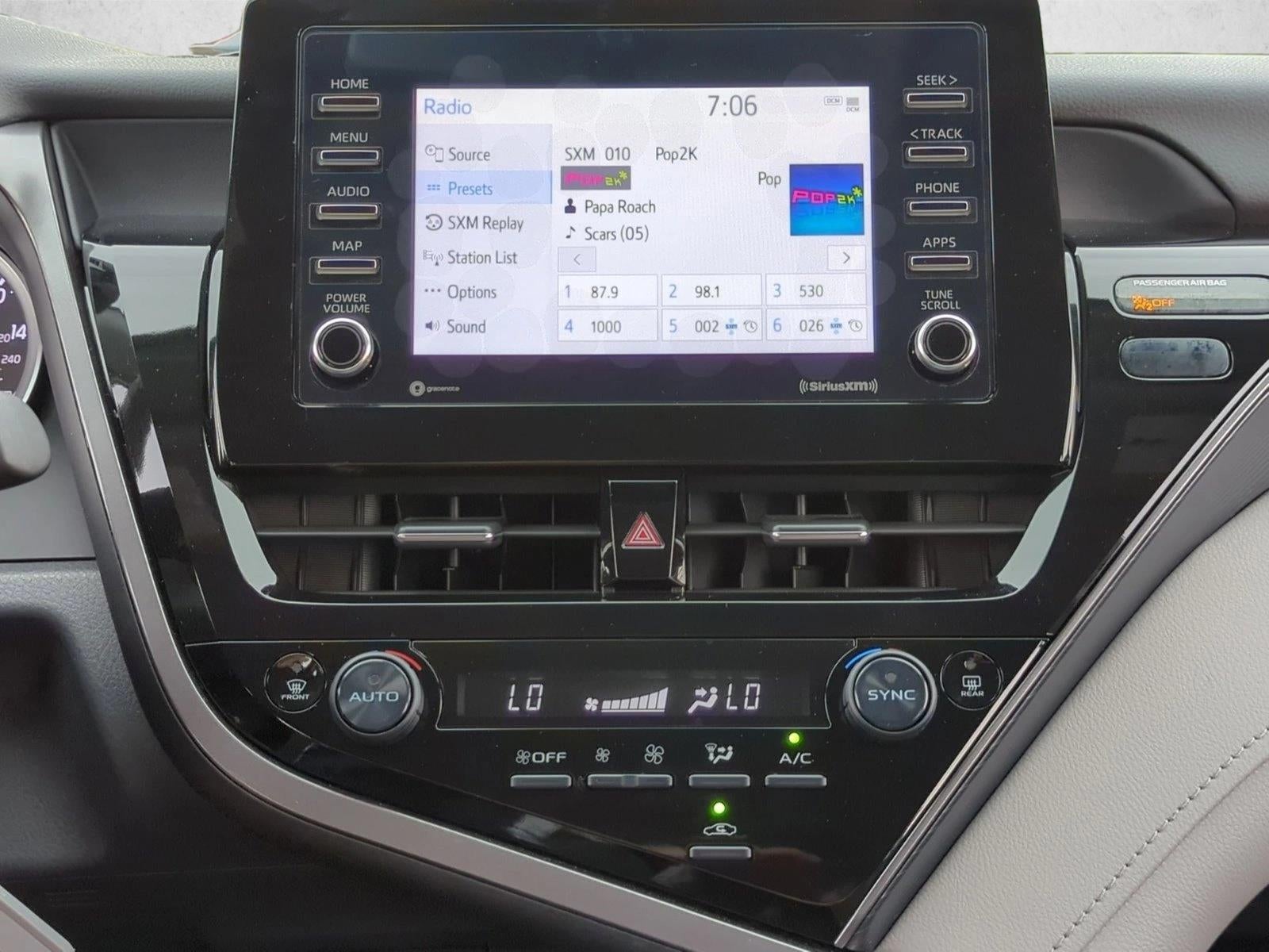 2023 Toyota Camry LE Auto (SE)