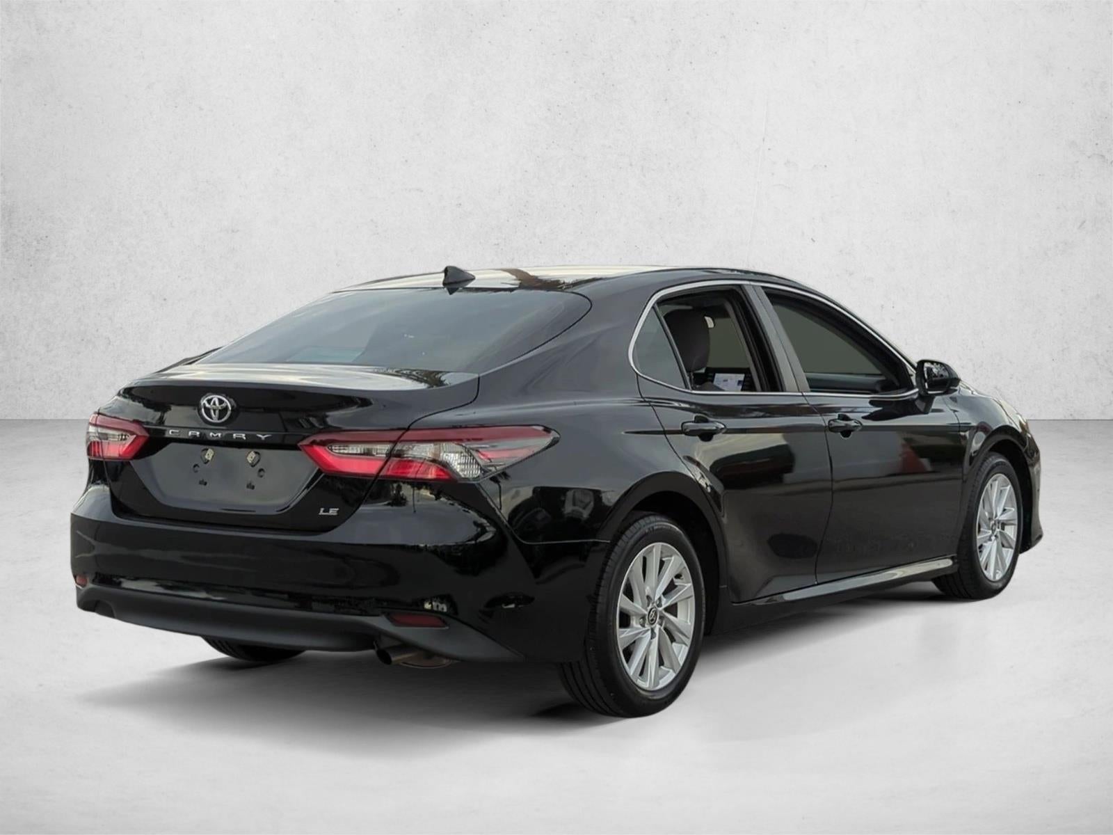 2023 Toyota Camry LE Auto (SE)