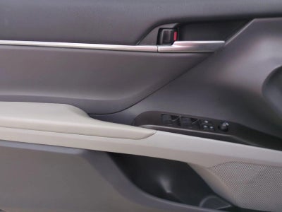 2023 Toyota Camry LE Auto (SE)