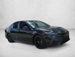 2025 Toyota Camry SE (Natl)