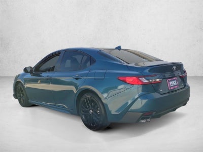 2025 Toyota Camry SE (SE)