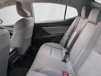 2025 Toyota Camry LE (SE)