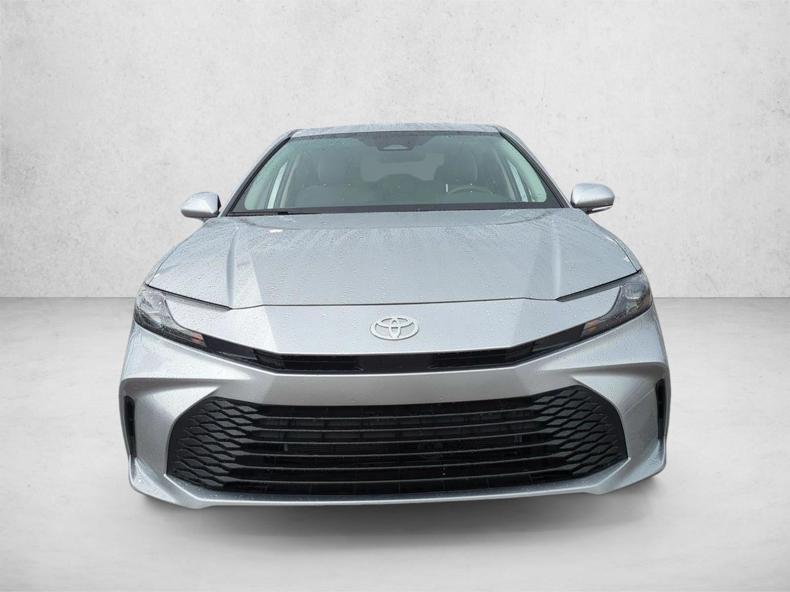 2025 Toyota Camry LE (SE)