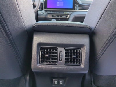 2025 Toyota Camry XSE (Natl)