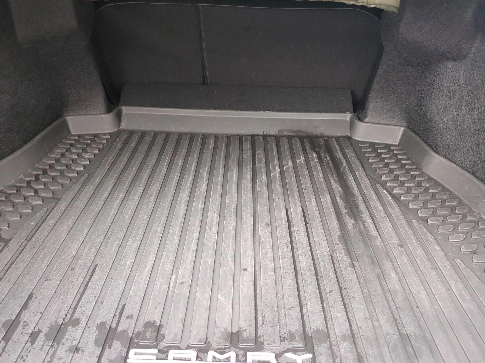 2025 Toyota Camry LE (Natl)