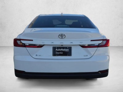2025 Toyota Camry LE (Natl)