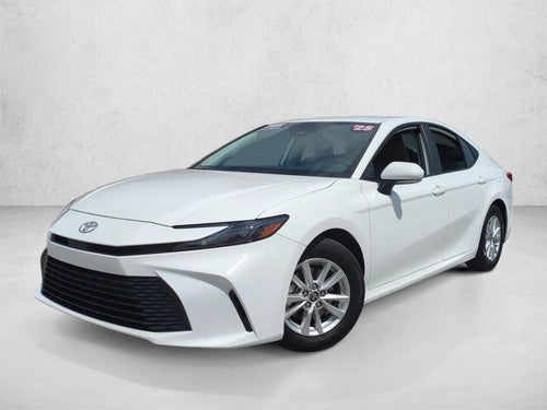 2025 Toyota Camry LE (Natl)