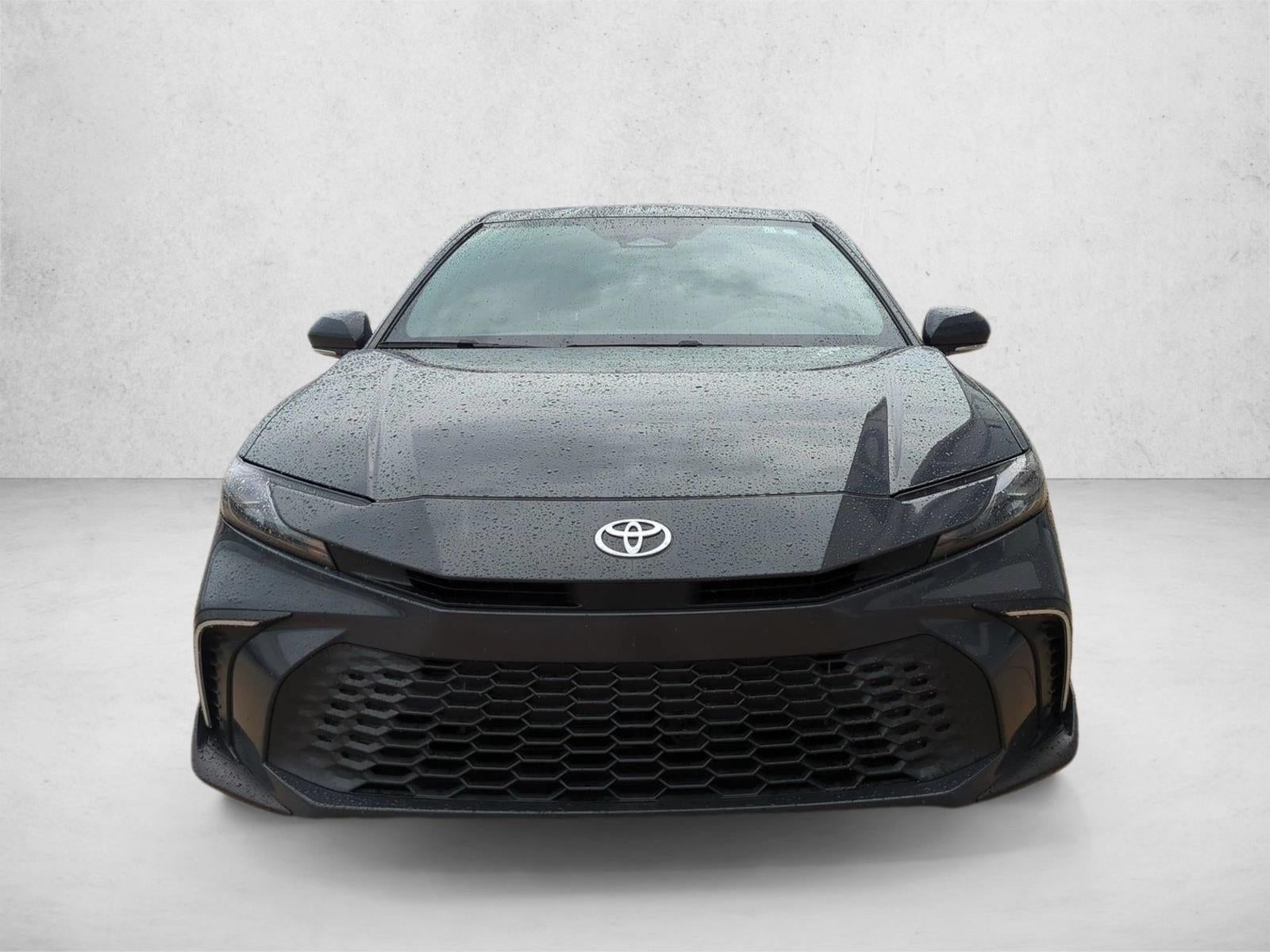 2025 Toyota Camry SE (Natl)
