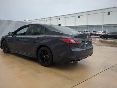 2025 Toyota Camry SE (Natl)