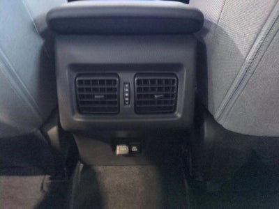 2025 Toyota Camry LE (SE)