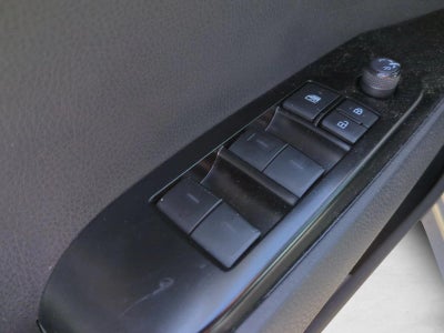 2025 Toyota Camry LE (SE)