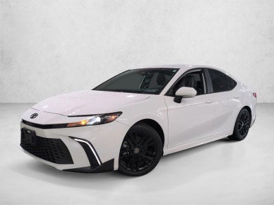 2025 Toyota Camry SE (Natl)