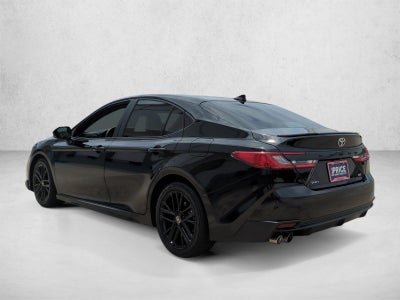 2025 Toyota Camry SE (SE)