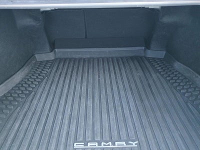 2025 Toyota Camry LE (SE)