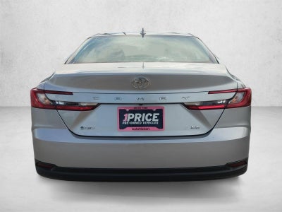 2025 Toyota Camry LE (SE)