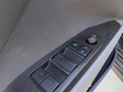 2021 Toyota Camry SE Auto (SE)