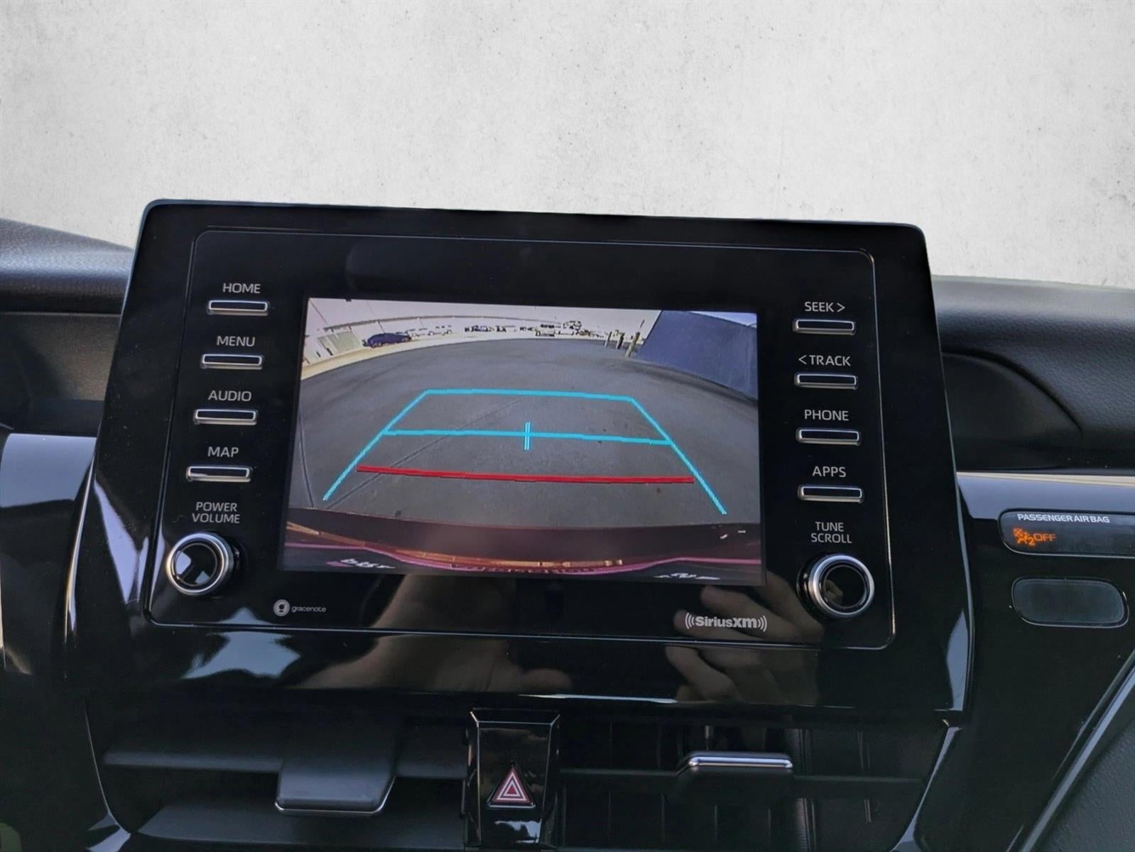 2021 Toyota Camry SE Auto (SE)