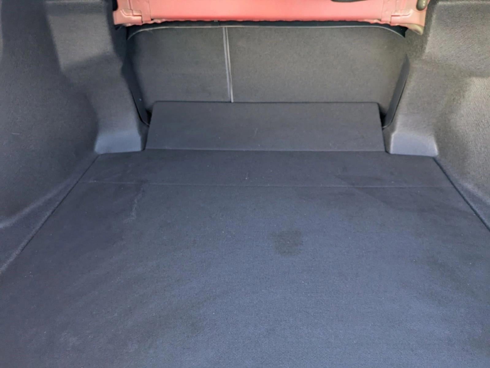 2021 Toyota Camry SE Auto (SE)