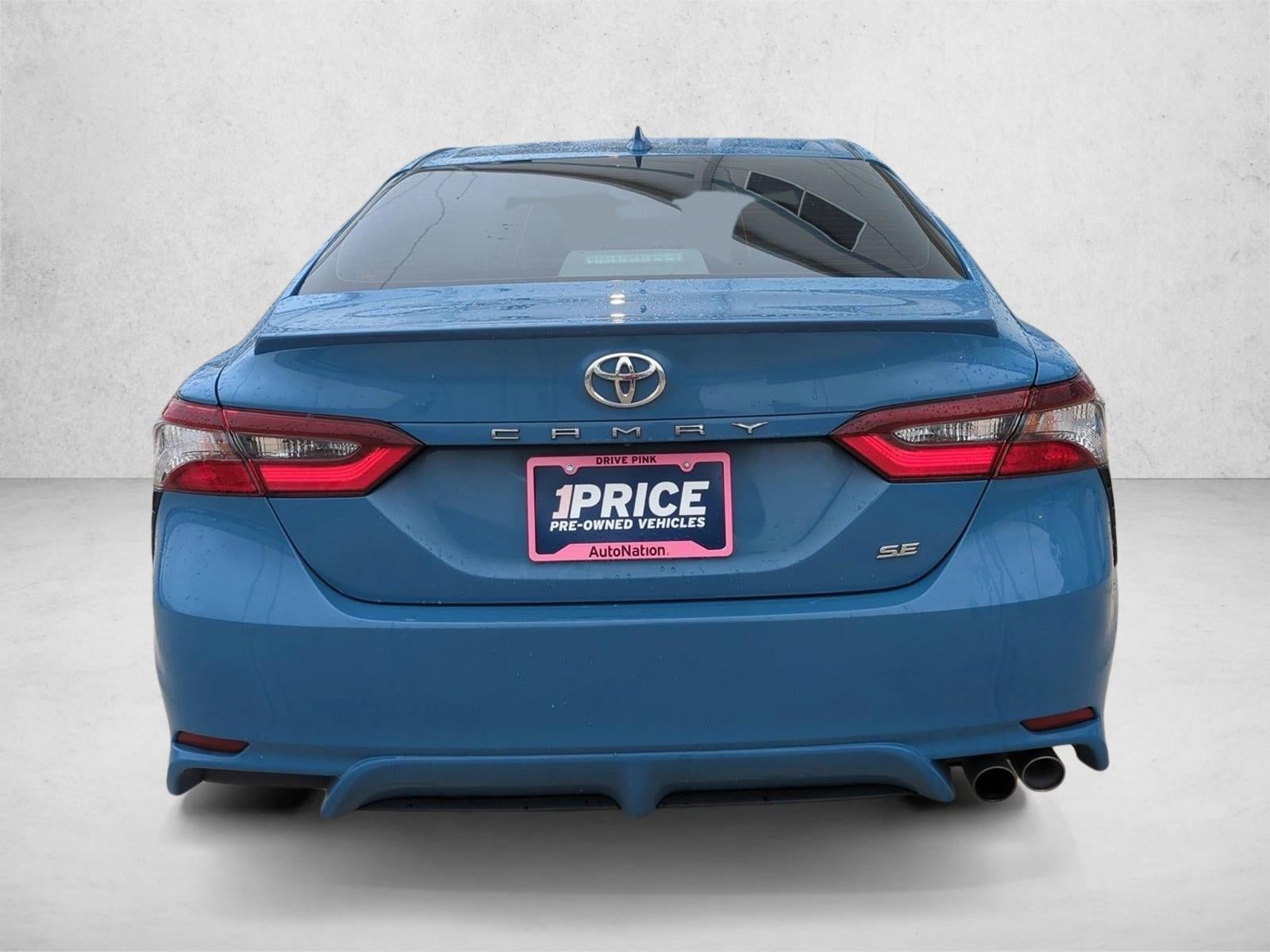 2023 Toyota Camry SE Auto (SE)
